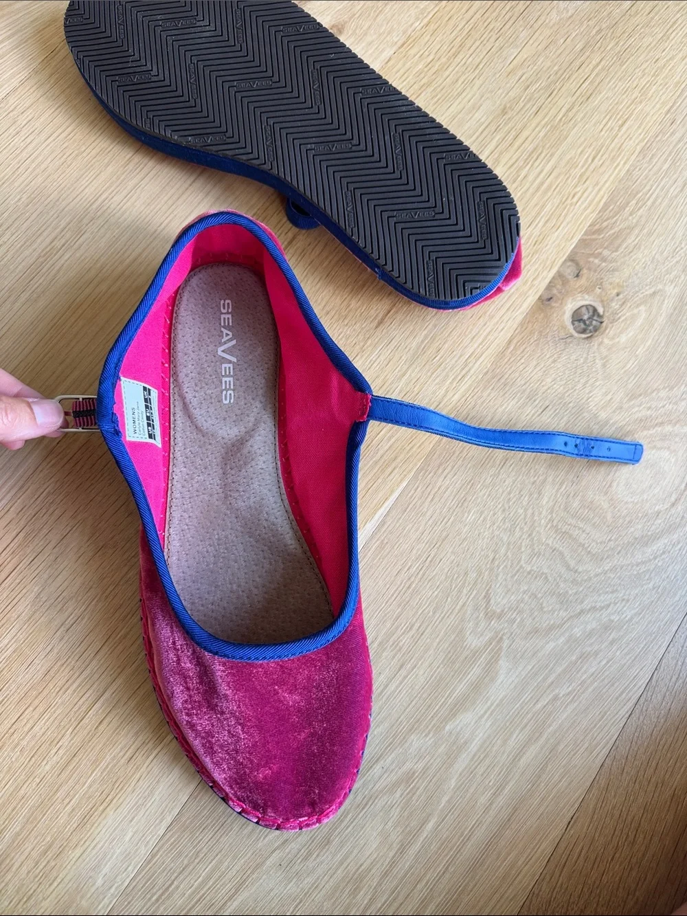 Carlyle Pink Velvet Mary Jane Flats with Navy Trim - cotton candy size 10